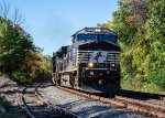 NS 4527 leads a 268 east at Prospect Ave 